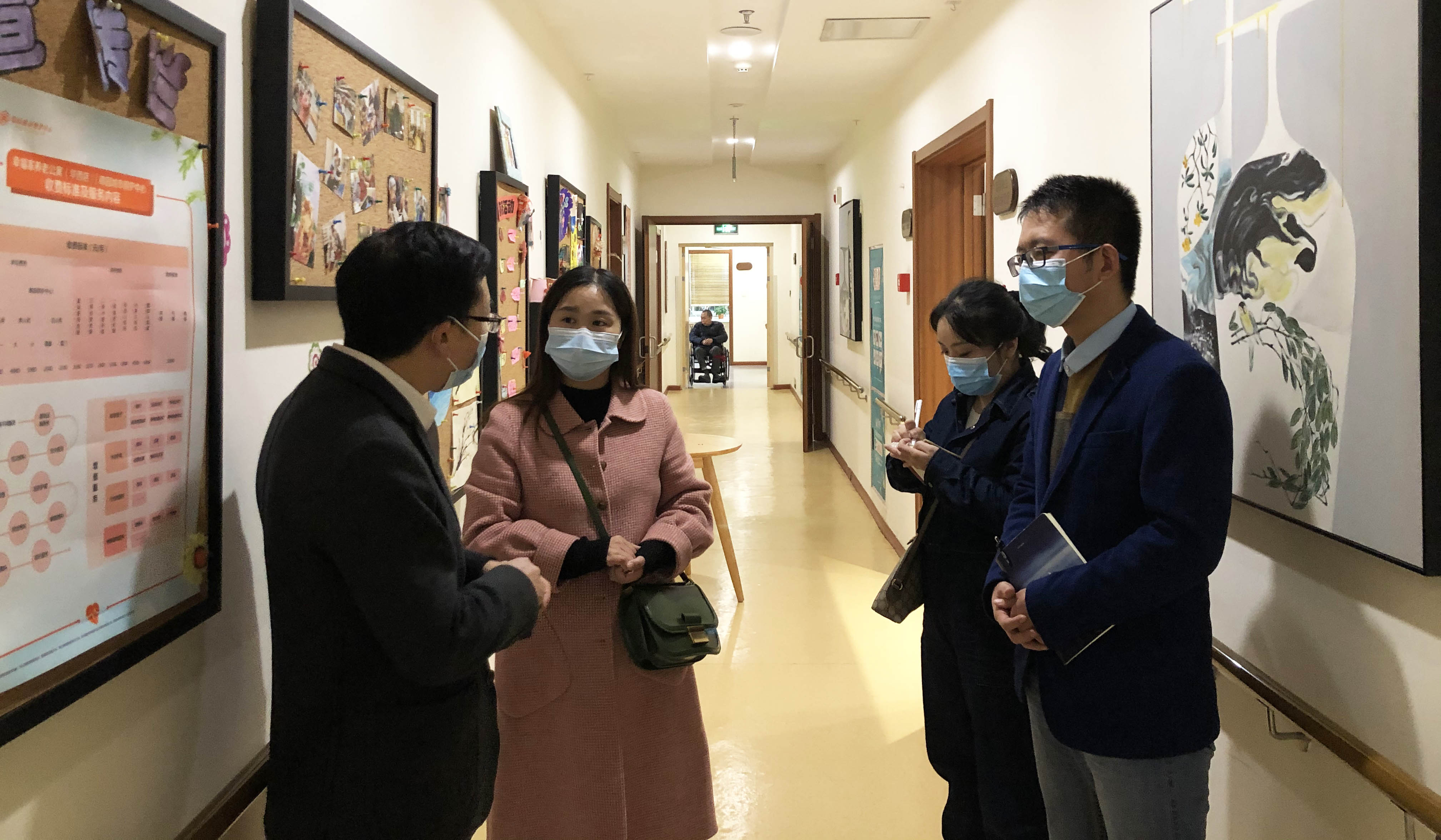 参观病房1.jpg