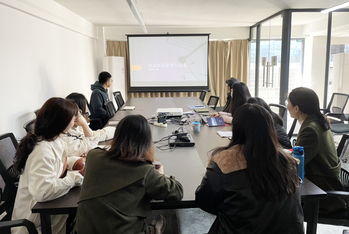 20212-XC11.1-12-2-老年服务与社会工作教研室开展期初说课教研会.JPG